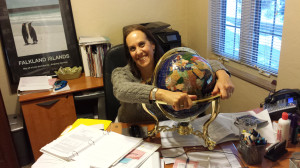 malori with globe