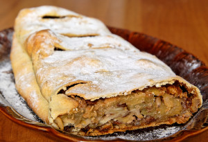 Apple strudel